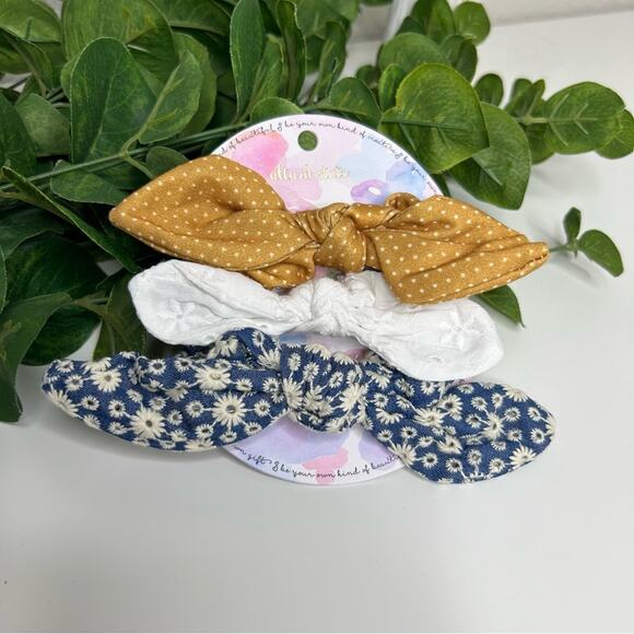Altar'd State Hair Ties 3-Pack‎ Bow Knotted Polka Dot Floral Scrunchies Set - Picture 1 of 3